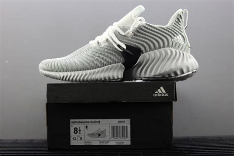 adidas AlphaBounce Instinct Performance Review 